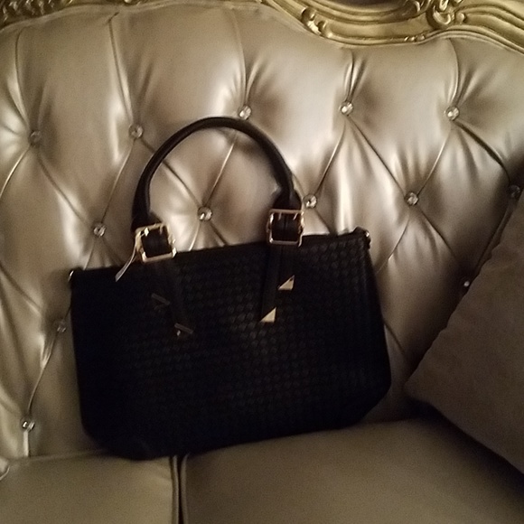 Purses - Picture 4 of 7